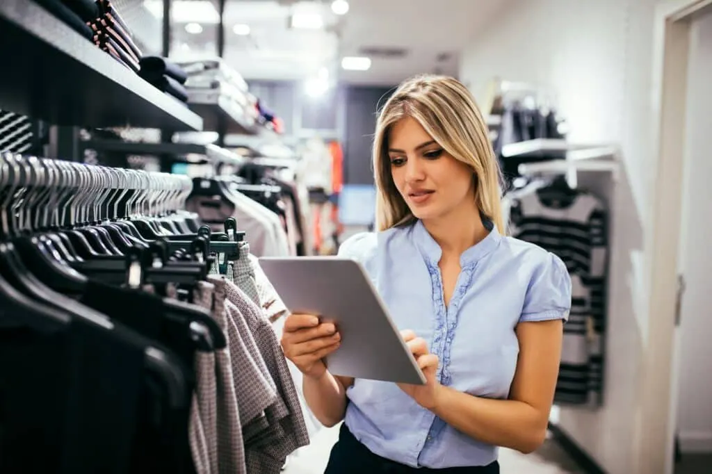 Utilisation de Shopify en français : astuces et conseils – Waxoo.fr